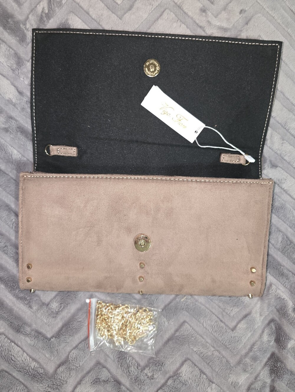 NWT Vigo Fiore Mauve Faux Suede Studded Envelope Clutch Gold Chain Strap - Picture 2 of 4